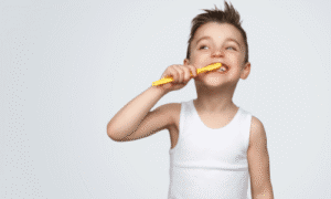 How Children’s Teeth Erupt and Fall Out?