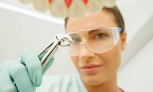 complications of exodontia